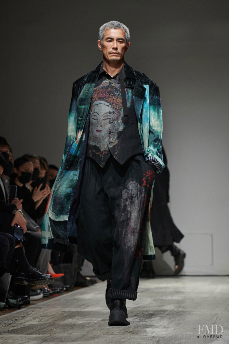 Yohji Yamamoto fashion show for Spring/Summer 2023