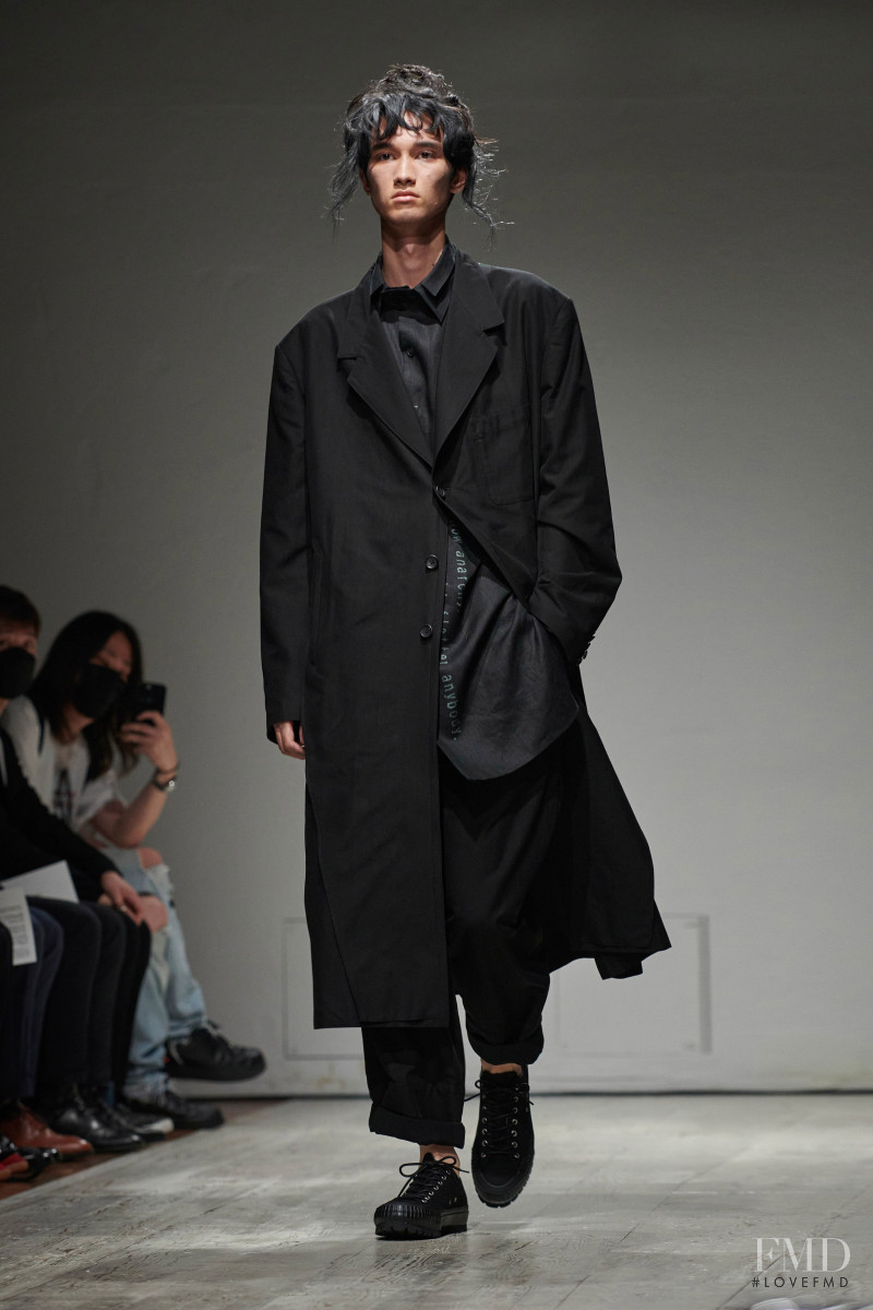 Yohji Yamamoto fashion show for Spring/Summer 2023