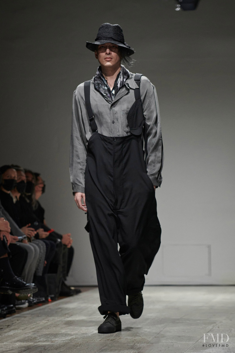 Yohji Yamamoto fashion show for Spring/Summer 2023