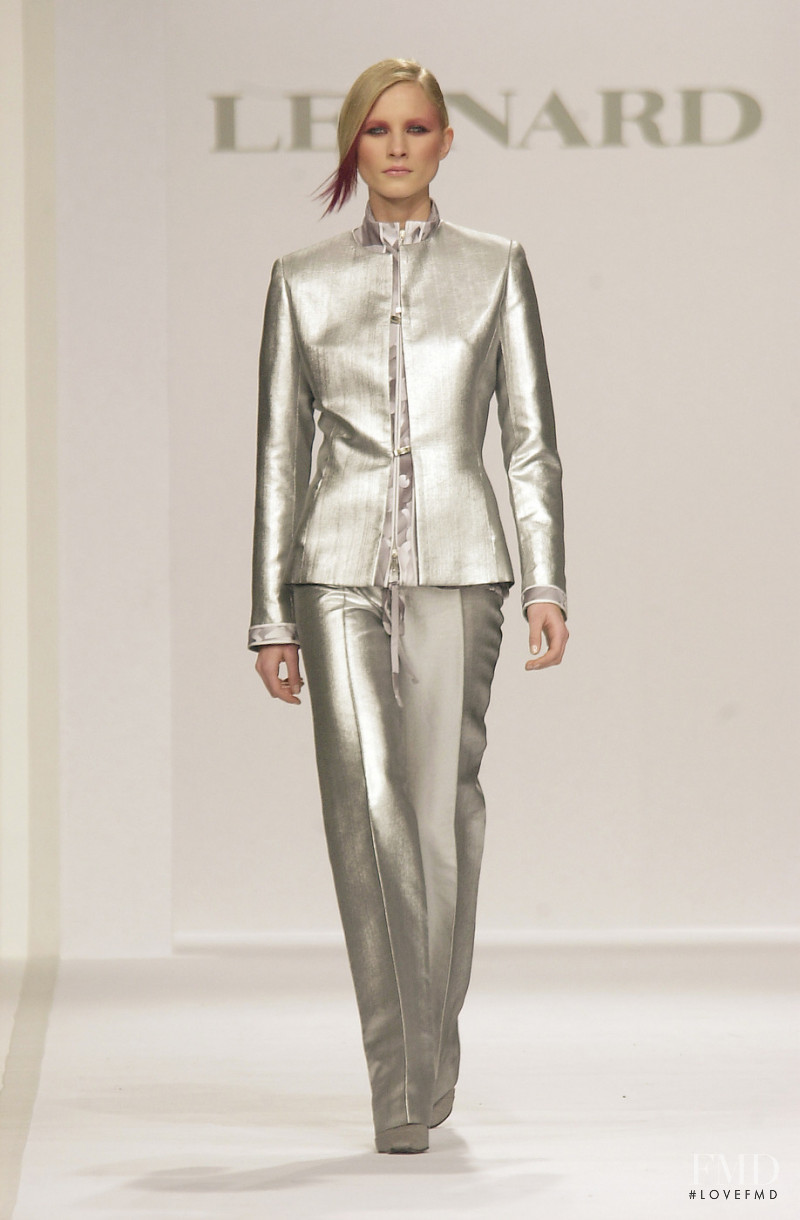Leonard fashion show for Autumn/Winter 2001