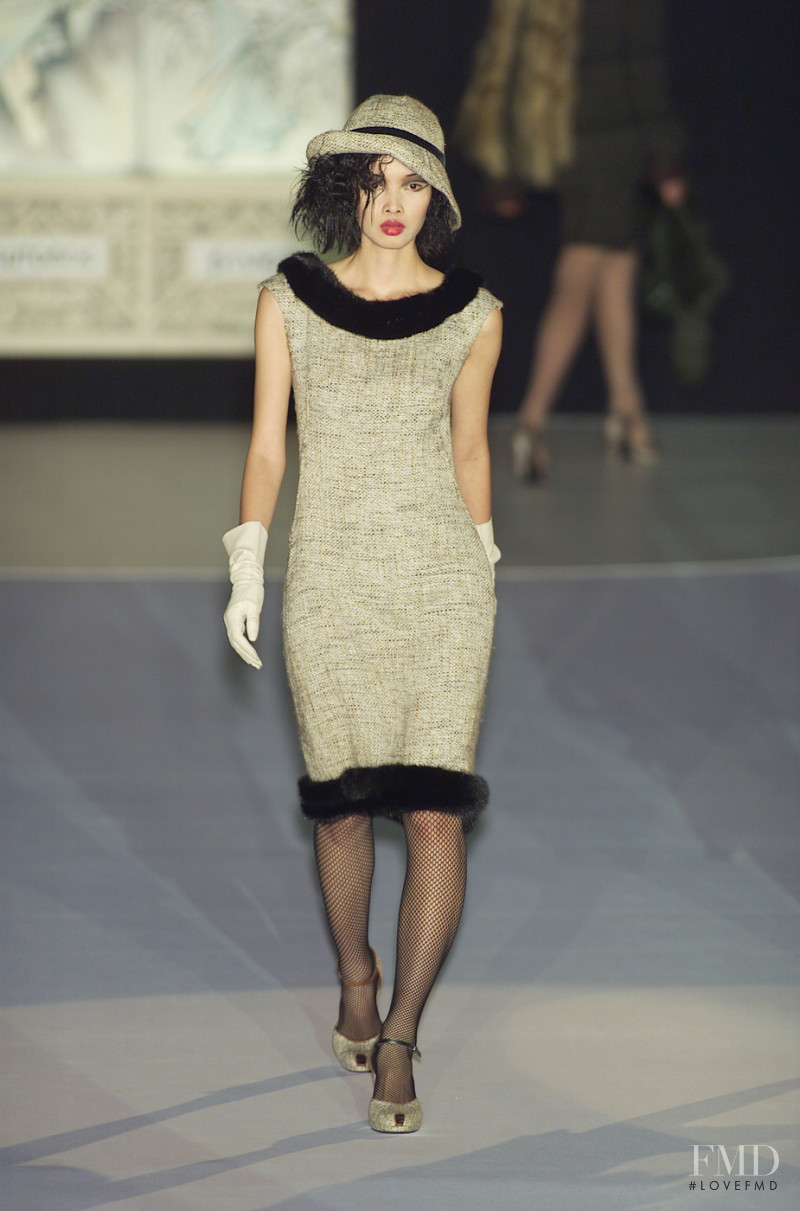 Mariella Burani fashion show for Autumn/Winter 2001