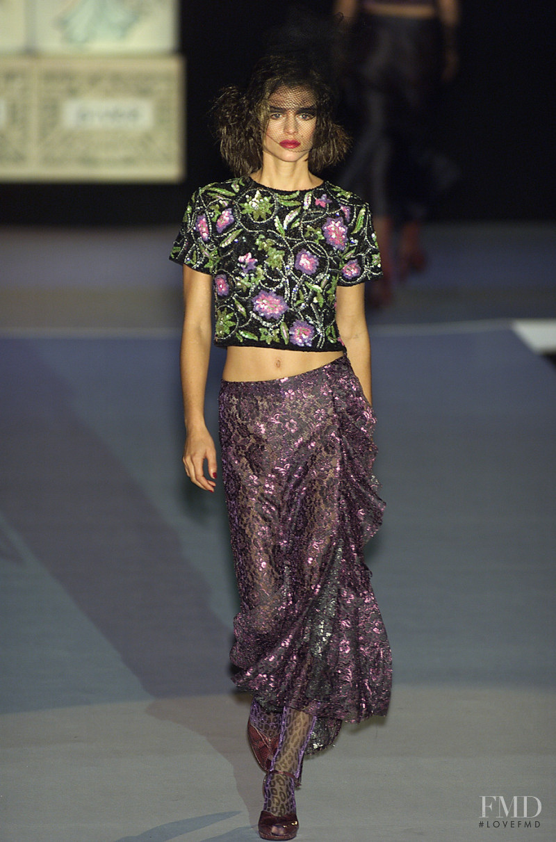 Mariella Burani fashion show for Autumn/Winter 2001