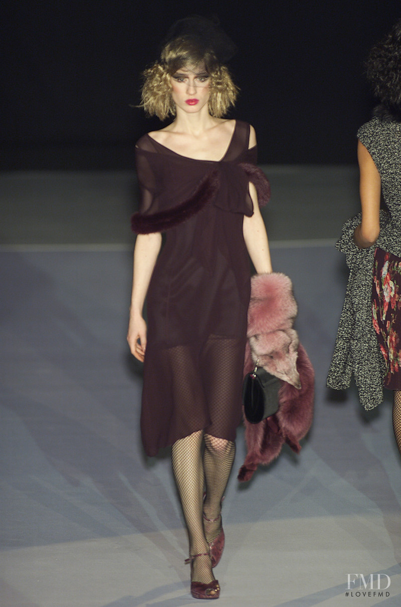 Mariella Burani fashion show for Autumn/Winter 2001