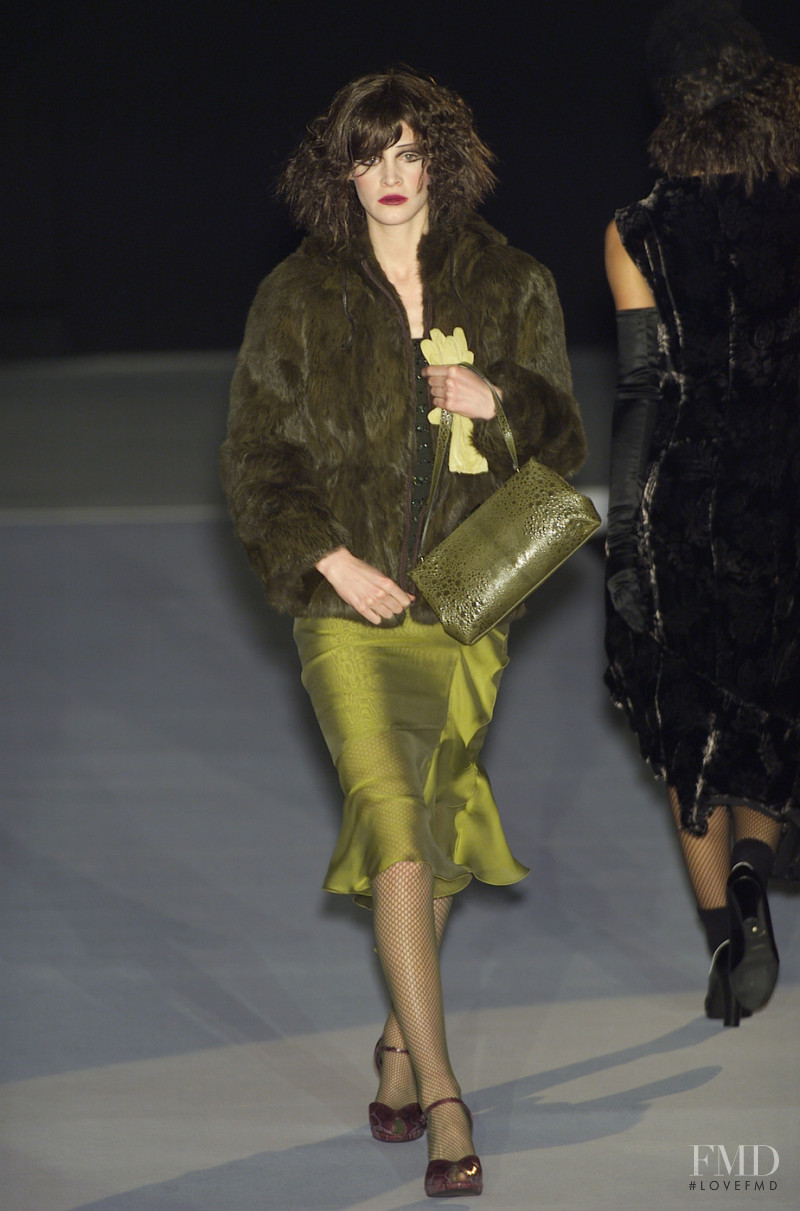 Mariella Burani fashion show for Autumn/Winter 2001