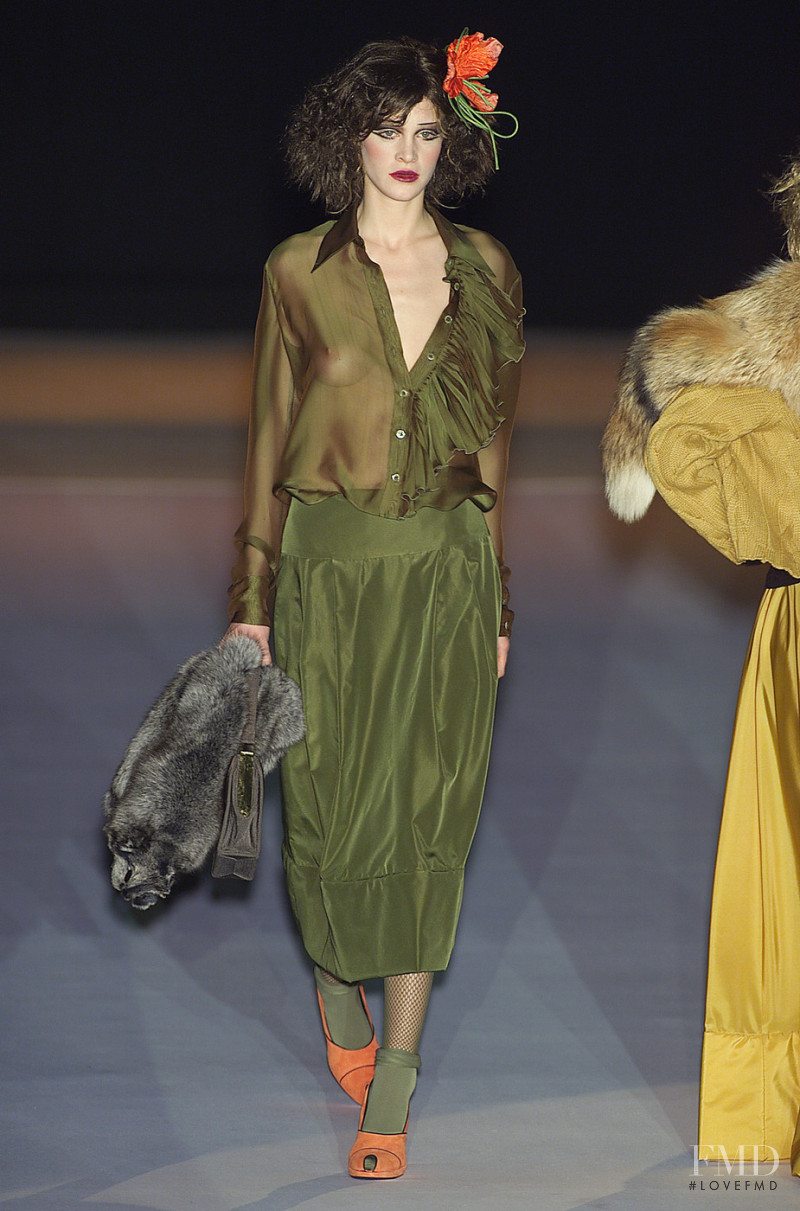 Mariella Burani fashion show for Autumn/Winter 2001