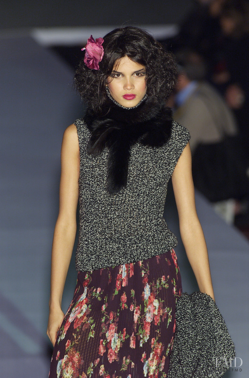 Mariella Burani fashion show for Autumn/Winter 2001