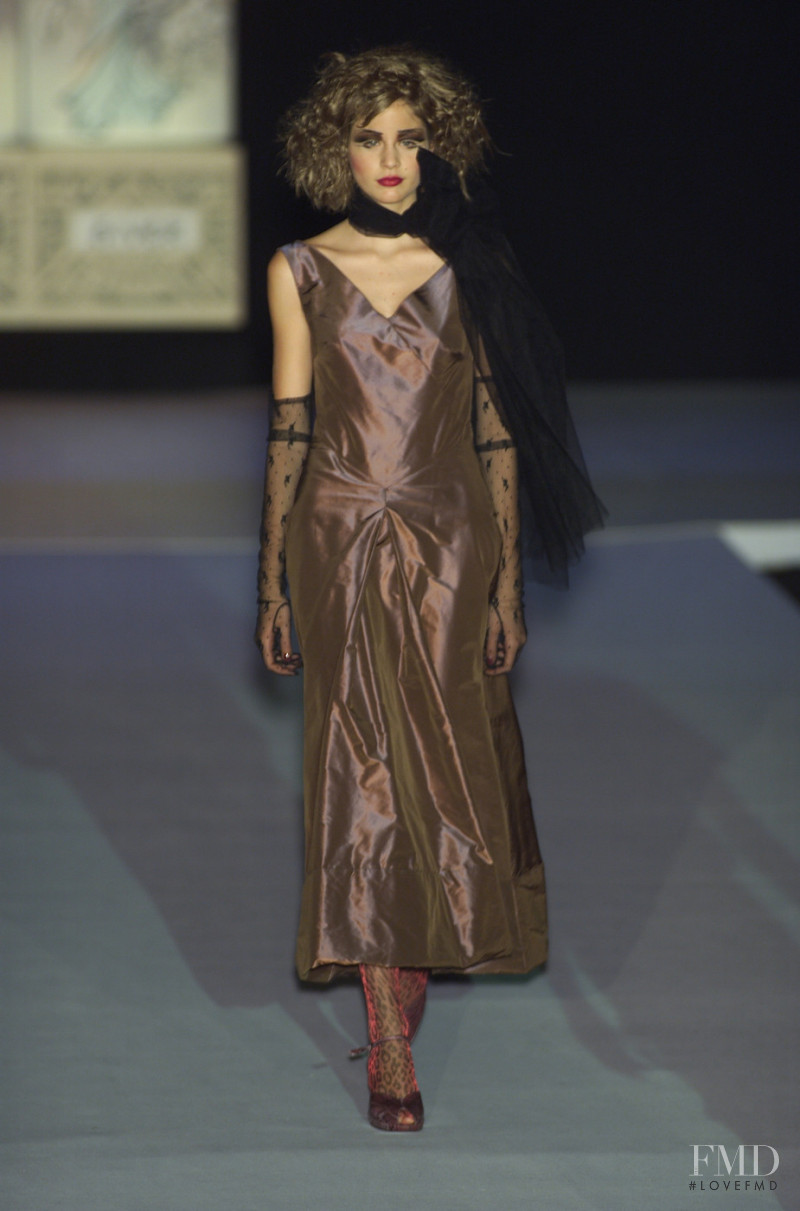 Mariella Burani fashion show for Autumn/Winter 2001