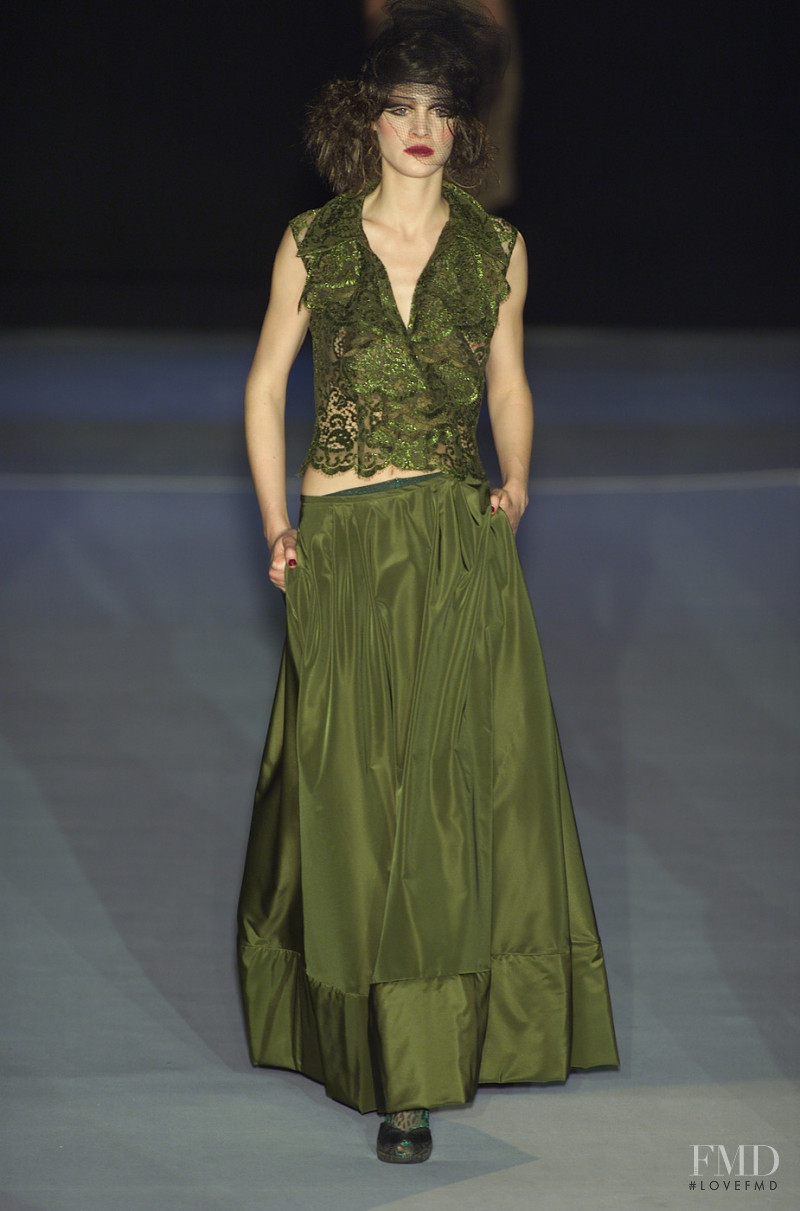 Mariella Burani fashion show for Autumn/Winter 2001