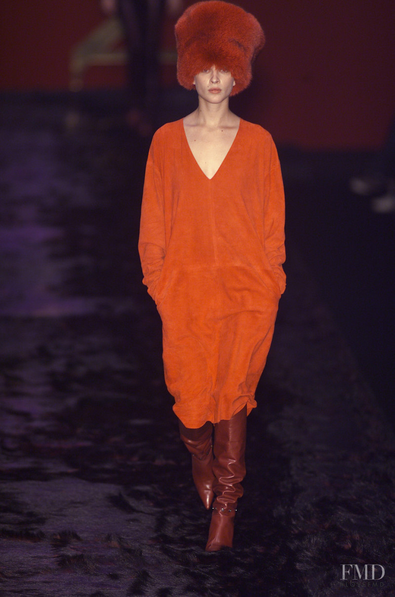 Nina Ricci fashion show for Autumn/Winter 2001