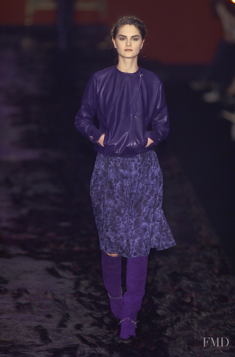 Nina Ricci fashion show for Autumn/Winter 2001