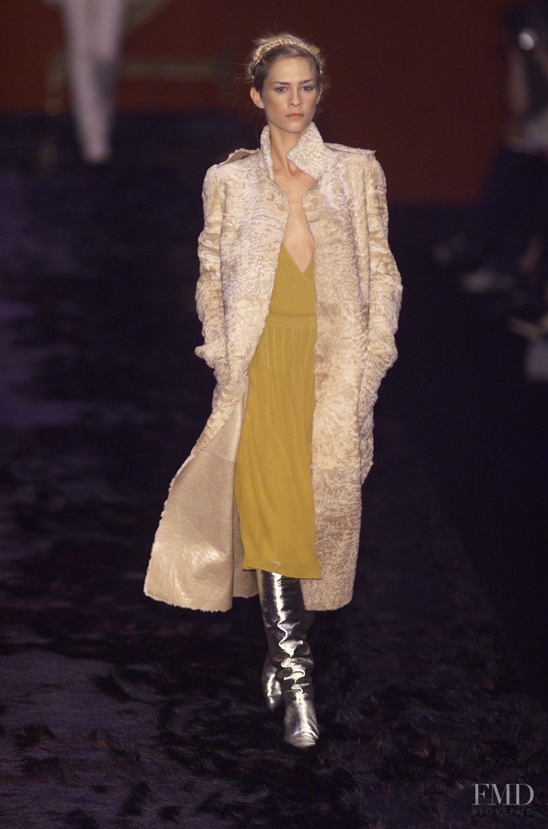 Nina Ricci fashion show for Autumn/Winter 2001