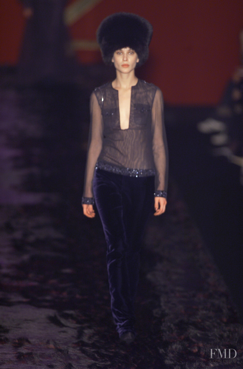 Nina Ricci fashion show for Autumn/Winter 2001