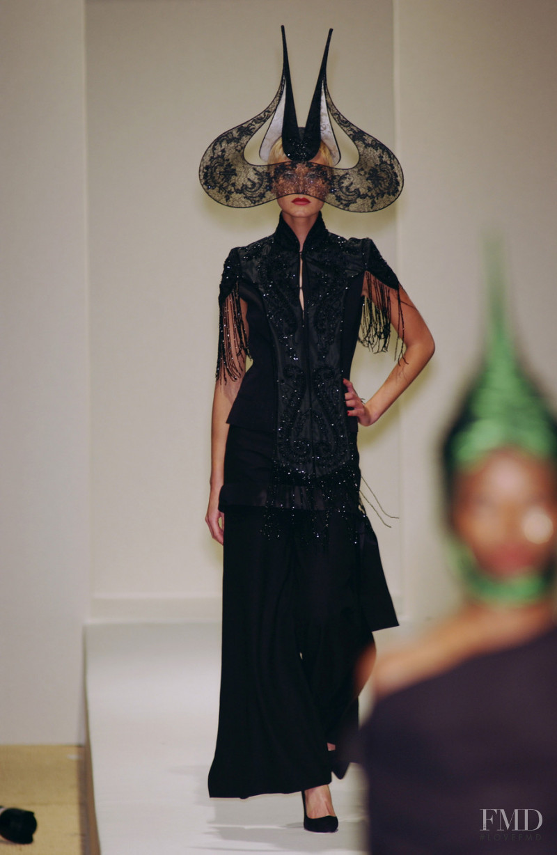 Philip Treacy London fashion show for Autumn/Winter 2001