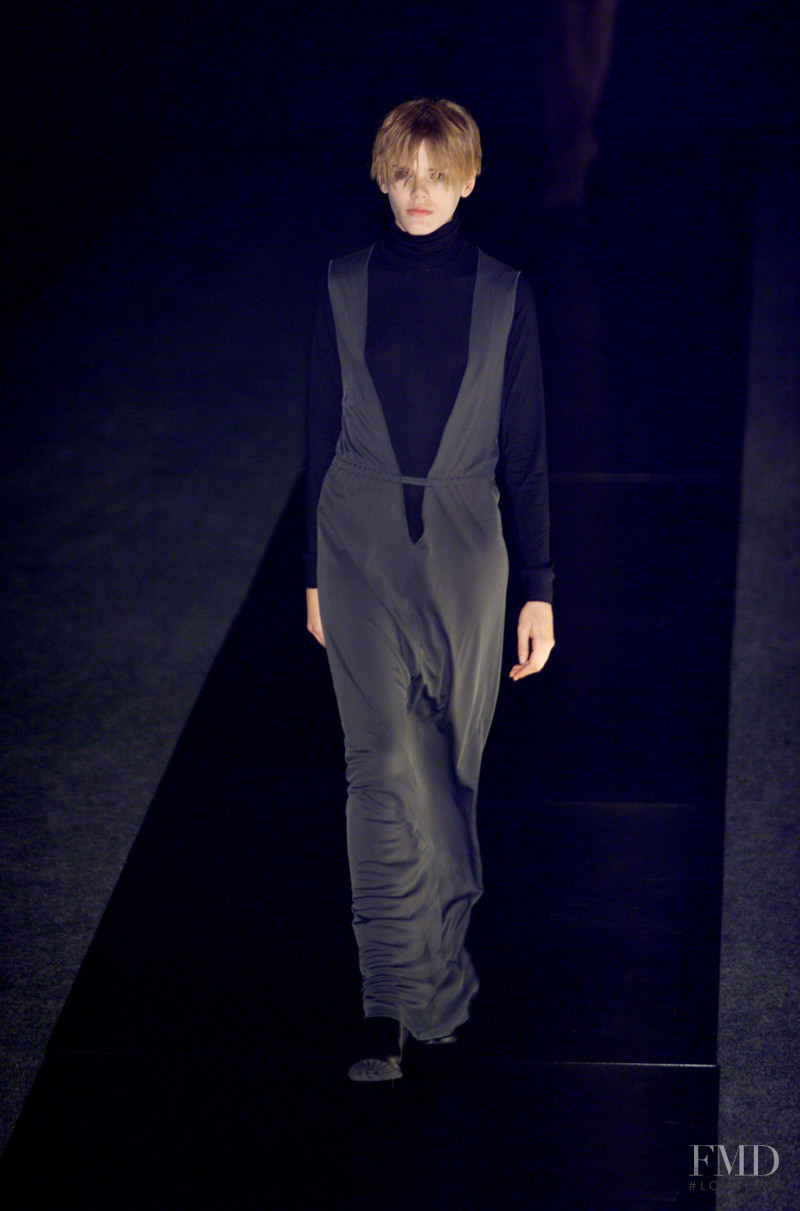 Veronique Branquinho fashion show for Autumn/Winter 2001