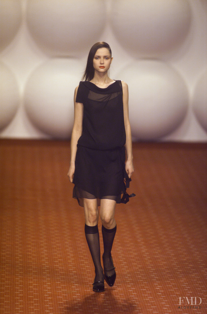 Victor Alfaro fashion show for Autumn/Winter 2001