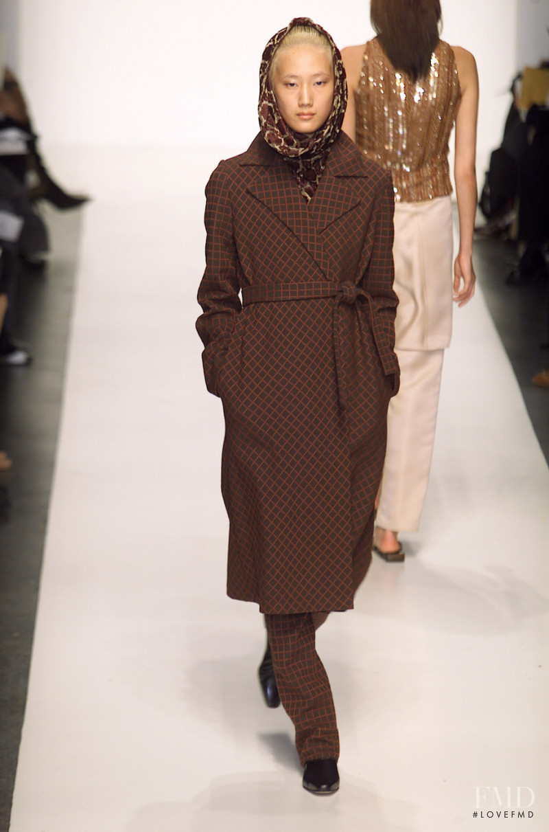 Yeohlee fashion show for Autumn/Winter 2001