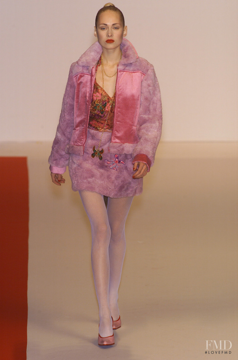 You Young Coveri fashion show for Autumn/Winter 2001