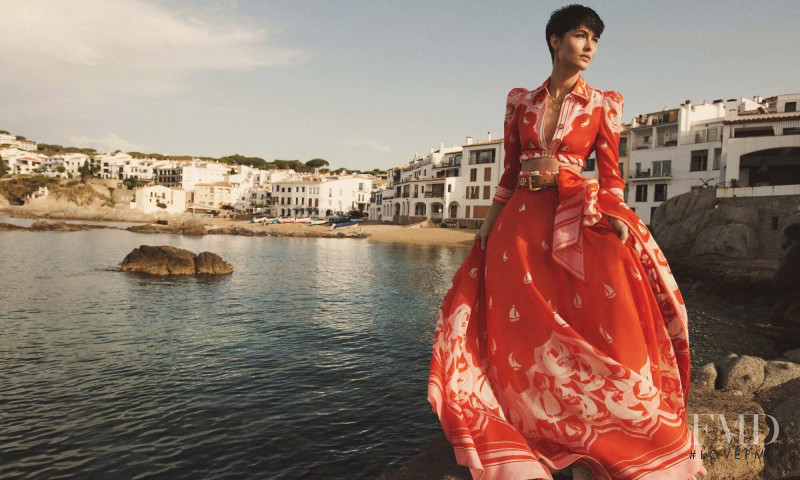 Grace Elizabeth featured in  the Zimmermann High tide advertisement for Resort 2023