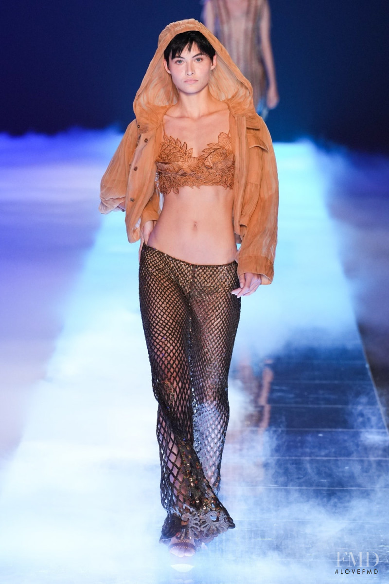 Grace Elizabeth featured in  the Alberta Ferretti fashion show for Spring/Summer 2023