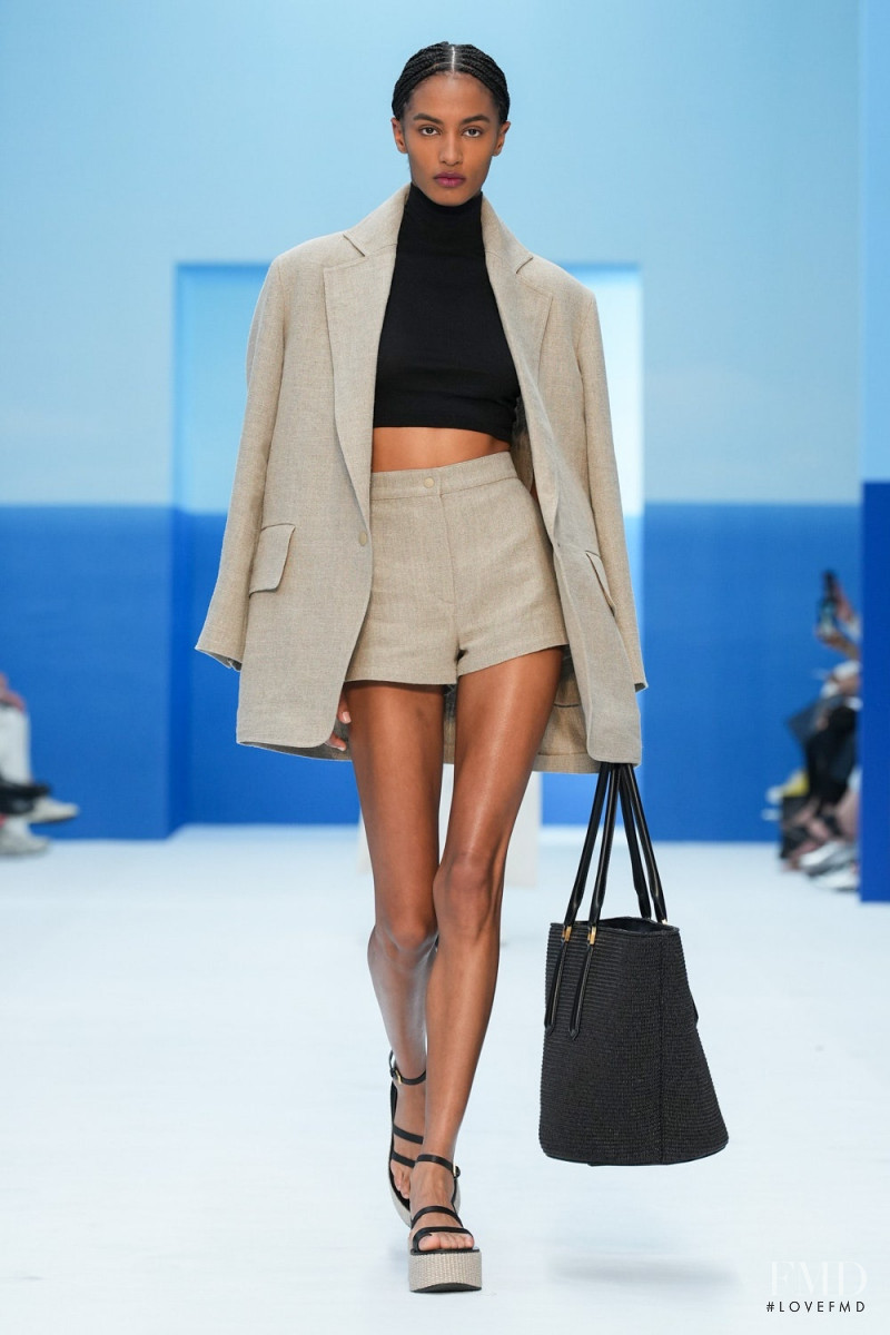 Sacha Quenby featured in  the Max Mara fashion show for Spring/Summer 2023