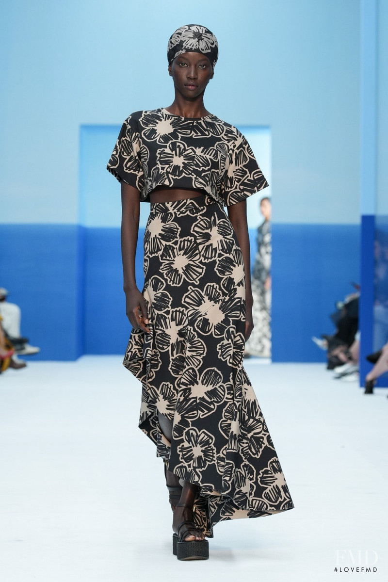Anok Yai featured in  the Max Mara fashion show for Spring/Summer 2023