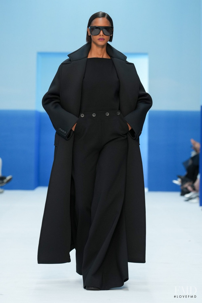 Malaika Holmen featured in  the Max Mara fashion show for Spring/Summer 2023