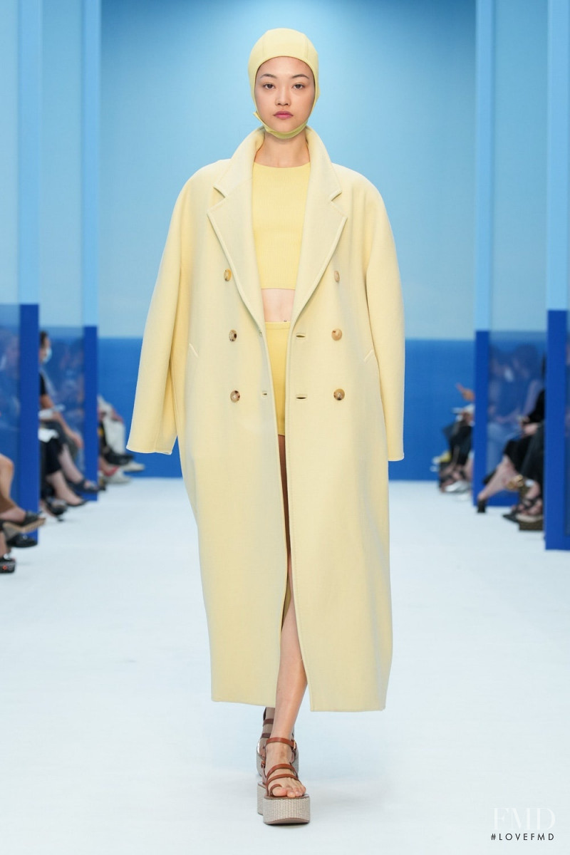 Mika Schneider featured in  the Max Mara fashion show for Spring/Summer 2023