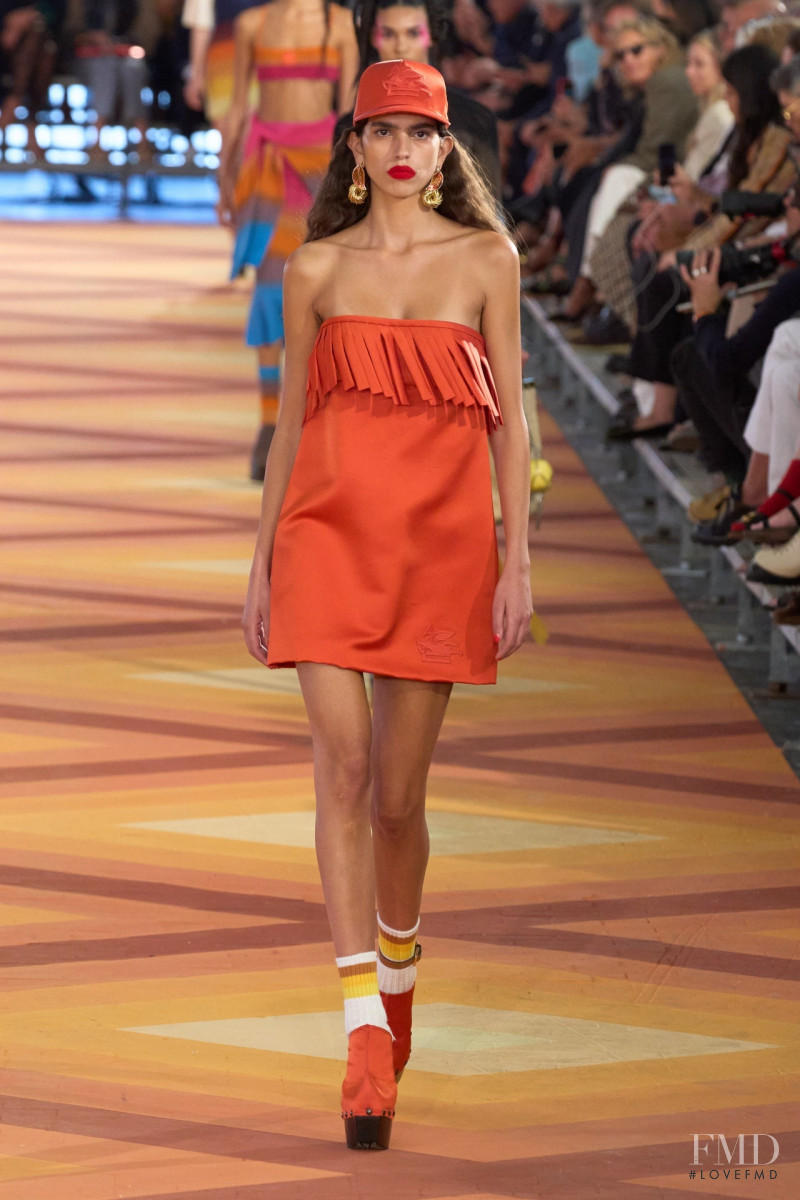 Sun Mizrahi featured in  the Etro fashion show for Spring/Summer 2023