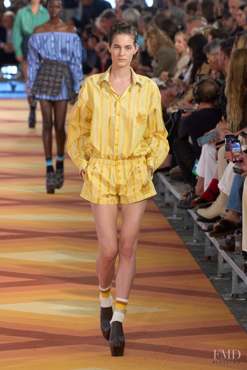 Billie Kennes featured in  the Etro fashion show for Spring/Summer 2023
