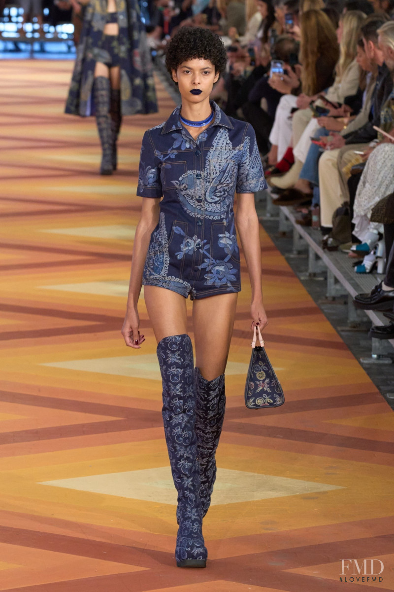 Ania Nogueira featured in  the Etro fashion show for Spring/Summer 2023