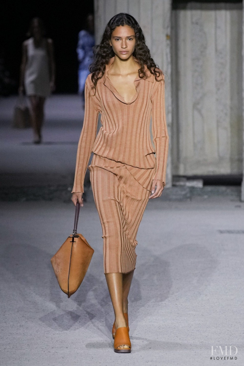 Catarina Guedes featured in  the Tod\'s fashion show for Spring/Summer 2023