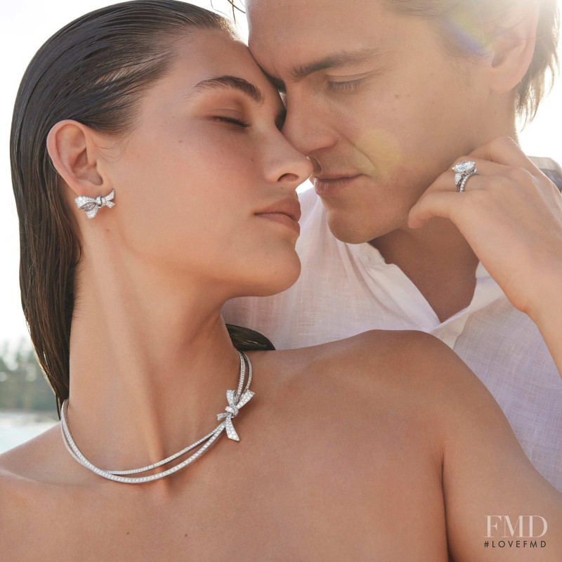 Grace Elizabeth featured in  the Graff Diamonds Bridal advertisement for Autumn/Winter 2022