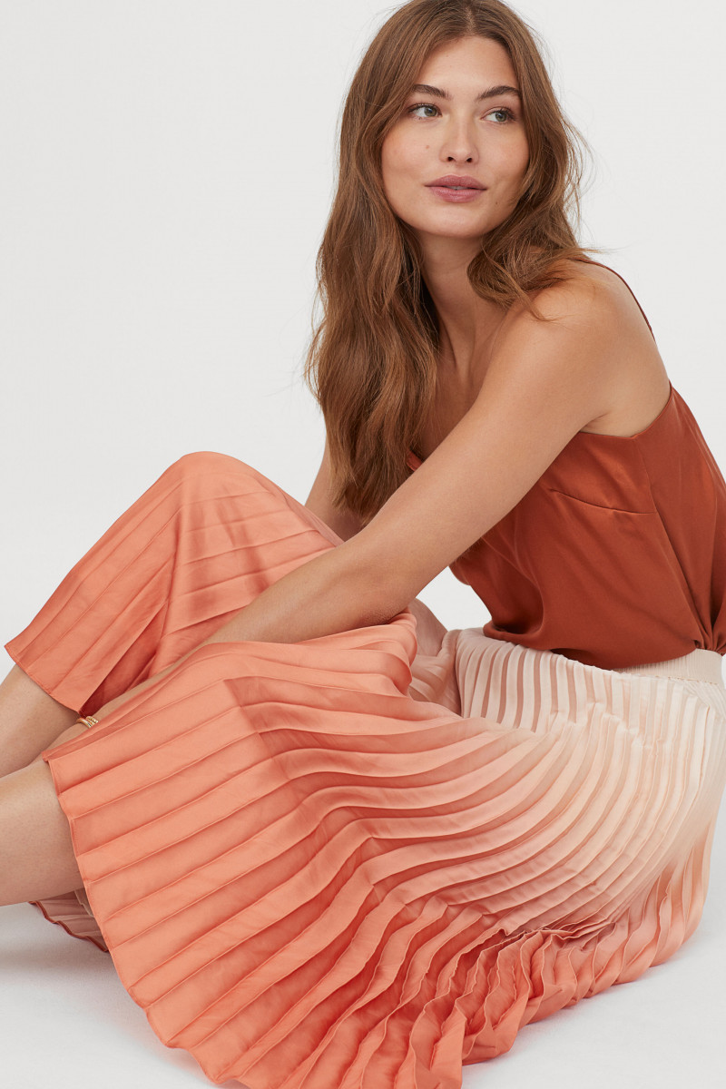 Grace Elizabeth featured in  the H&M catalogue for Summer 2019