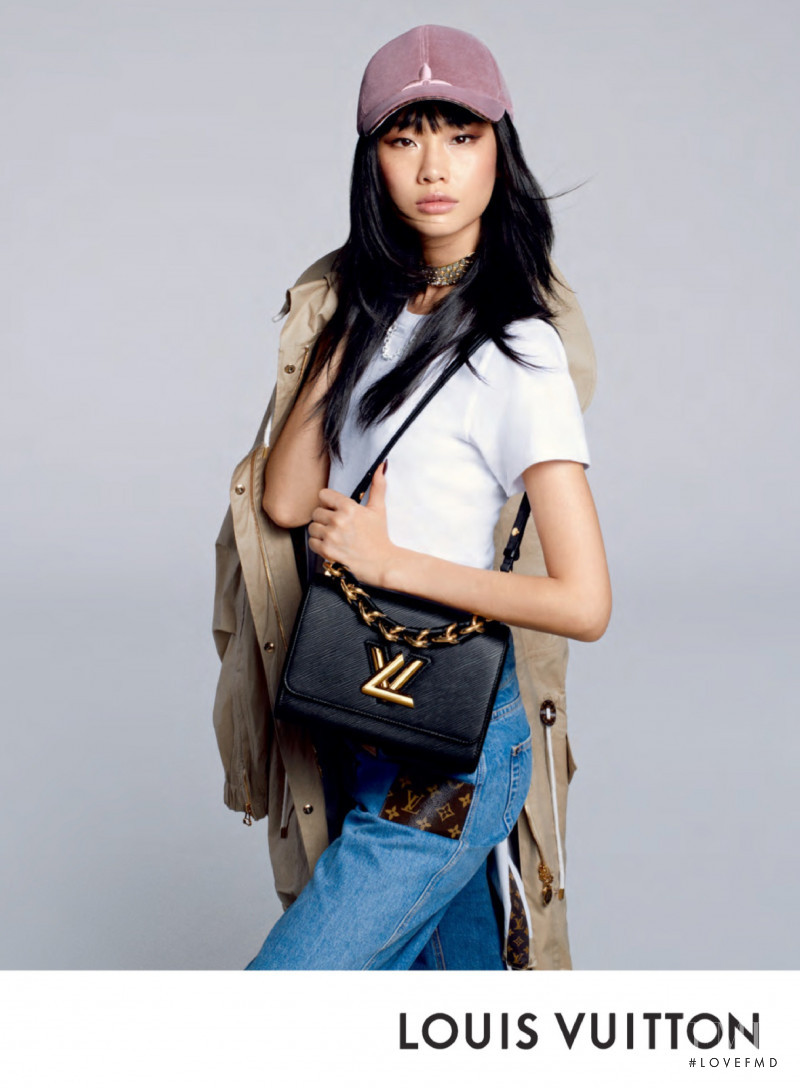 Louis Vuitton advertisement for Autumn/Winter 2022