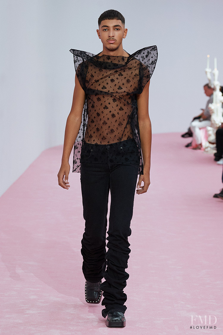 Acne Studios fashion show for Spring/Summer 2023