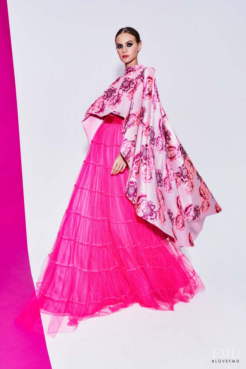 Alice + Olivia lookbook for Spring/Summer 2023