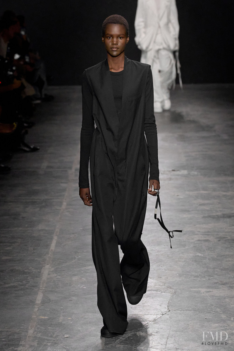 Ann Demeulemeester fashion show for Spring/Summer 2023