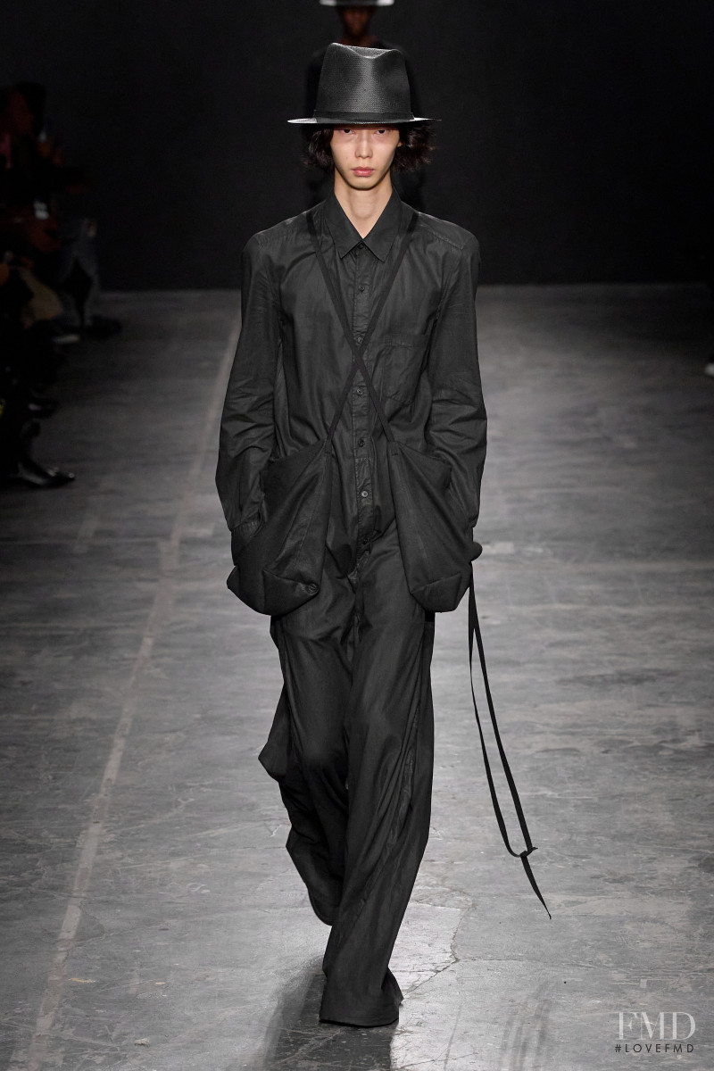 Ann Demeulemeester fashion show for Spring/Summer 2023