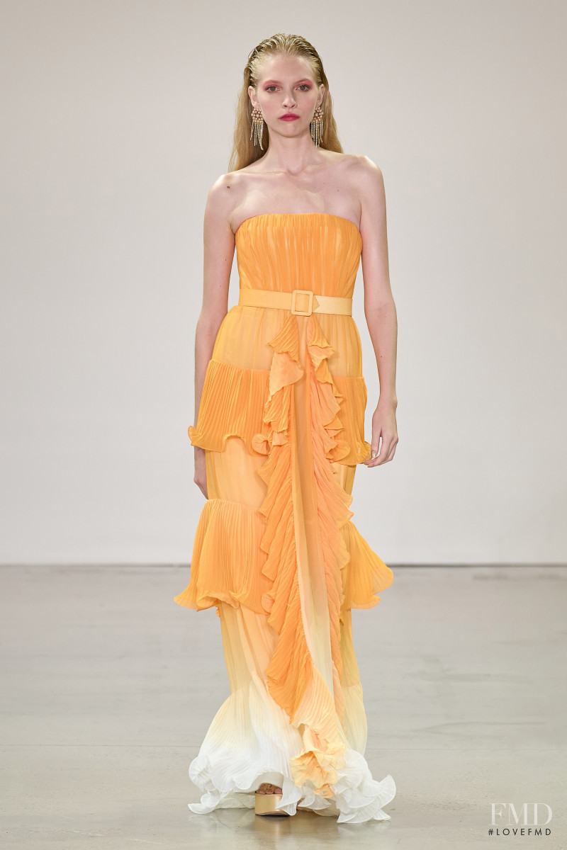 Badgley Mischka fashion show for Spring/Summer 2023