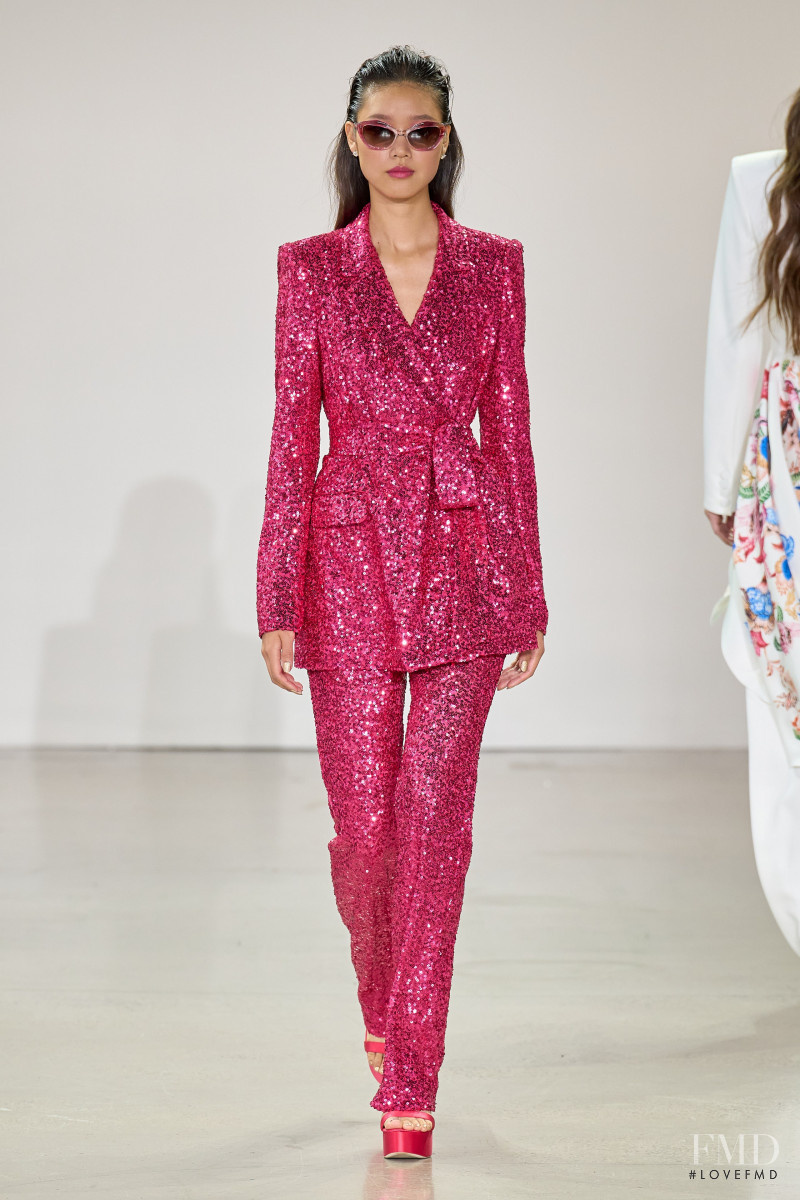 Badgley Mischka fashion show for Spring/Summer 2023