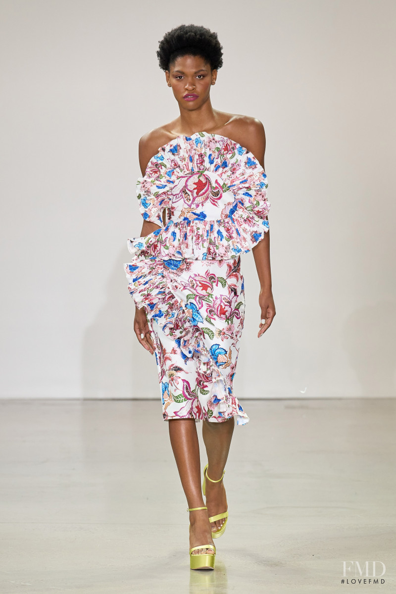 Badgley Mischka fashion show for Spring/Summer 2023