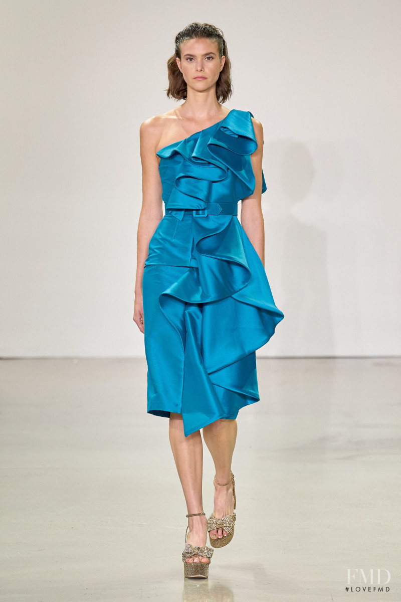 Badgley Mischka fashion show for Spring/Summer 2023