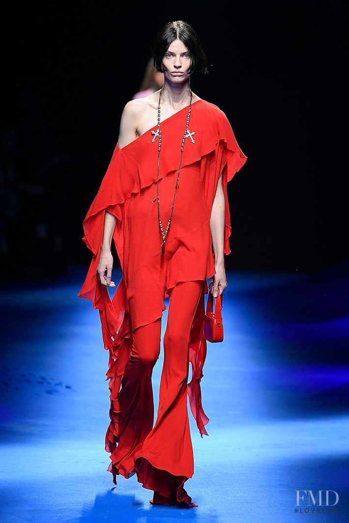 Mila van Eeten featured in  the Blumarine fashion show for Spring/Summer 2023
