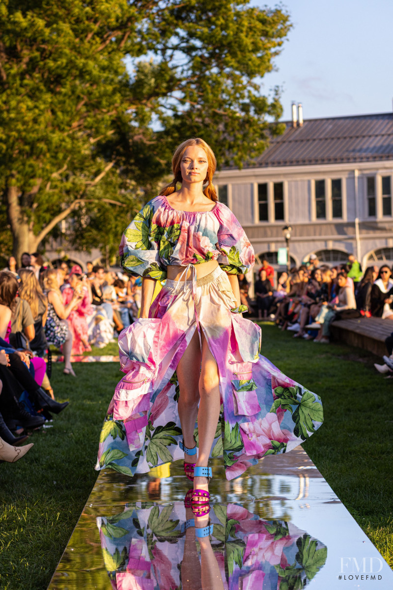 Cynthia Rowley fashion show for Spring/Summer 2023