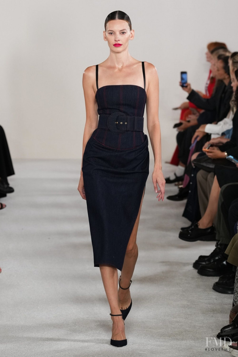 Amanda Murphy featured in  the Carolina Herrera fashion show for Spring/Summer 2023