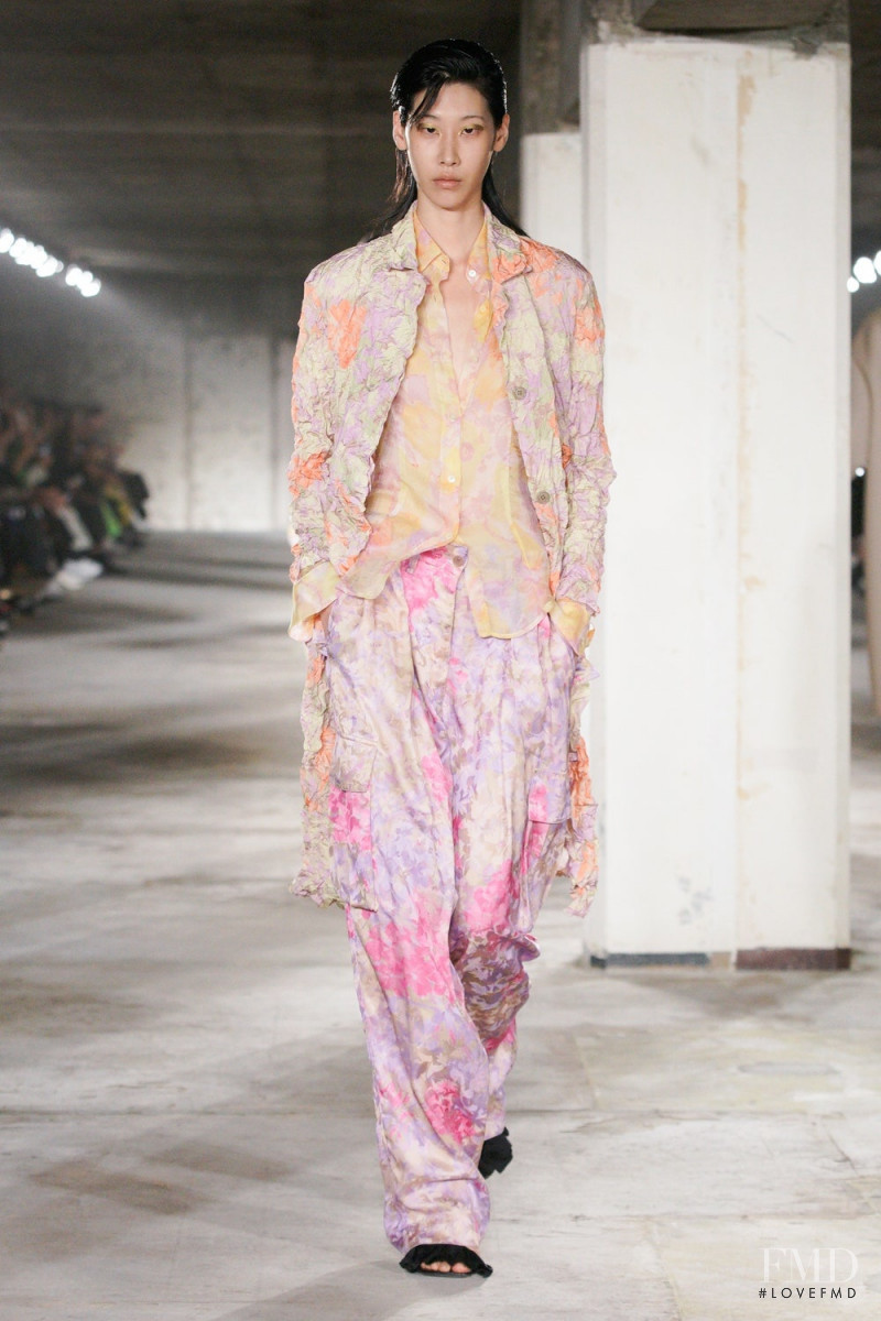 Dries van Noten fashion show for Spring/Summer 2023
