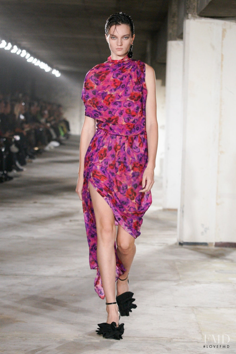 Dries van Noten fashion show for Spring/Summer 2023