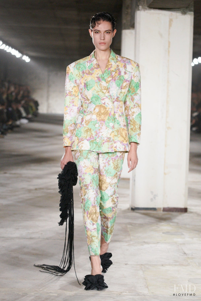 Dries van Noten fashion show for Spring/Summer 2023