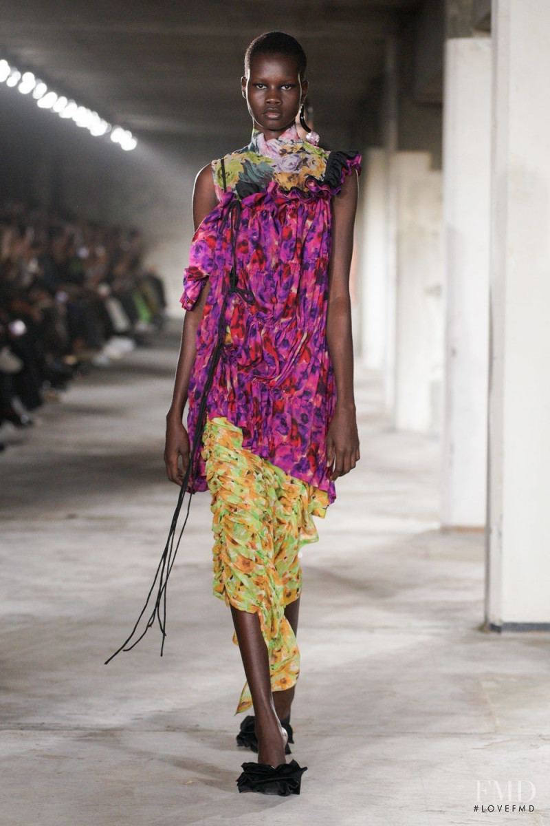 Dries van Noten fashion show for Spring/Summer 2023