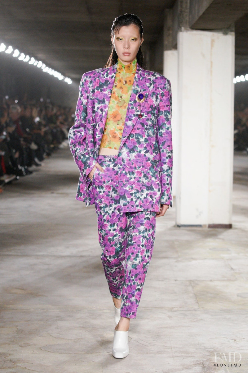 Dries van Noten fashion show for Spring/Summer 2023